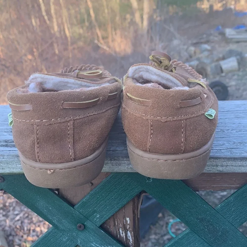 🔥 5/20🔥 Norty Suede Leather Faux Fur Lined slippers Sz 2Y Unisex